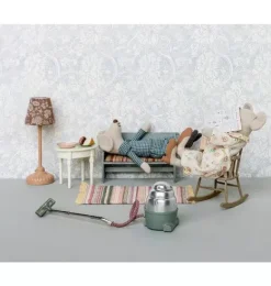 Janie and Jack Dolls-Bench, Mouse multi