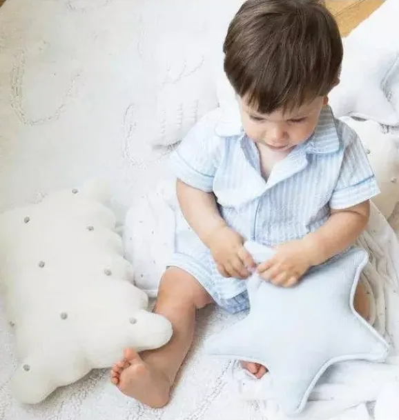 Janie and Jack Decorative Pillows And Throws-Knitted Cushion Biscuit Ivory ivory and dune white