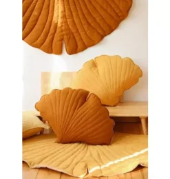 Janie and Jack Rugs-Linen “” Ginkgo Leaf Mat caramel