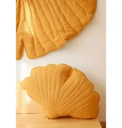 Janie and Jack Decorative Pillows And Throws|Seasonal Décor-Linen “” Ginkgo Leaf Pillow mango