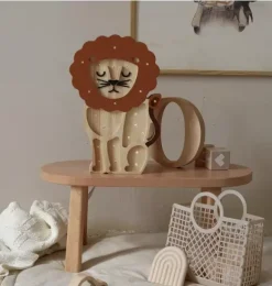 Janie and Jack Lighting-Lion Lamp beige