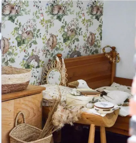 Janie and Jack Wallpaper-Little Sleepy Animals Light Wallpaper multi