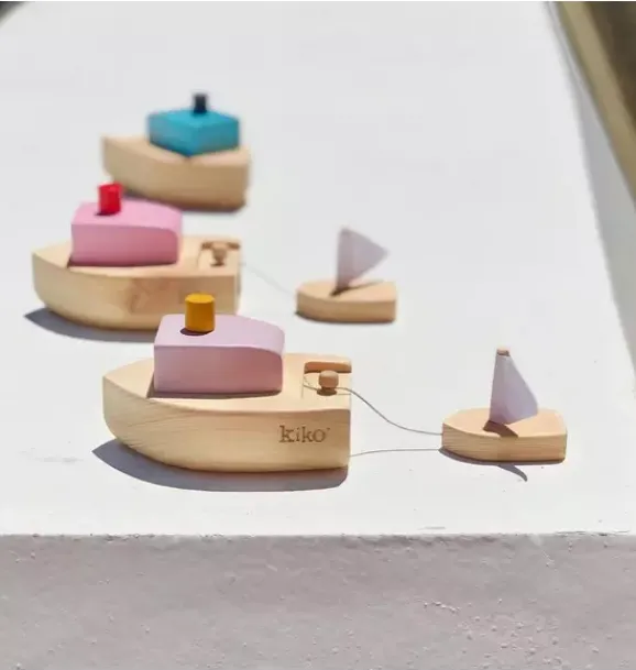 Janie and Jack Bath Toys-Ofune Wind-Up Wooden Boat - Blue multi
